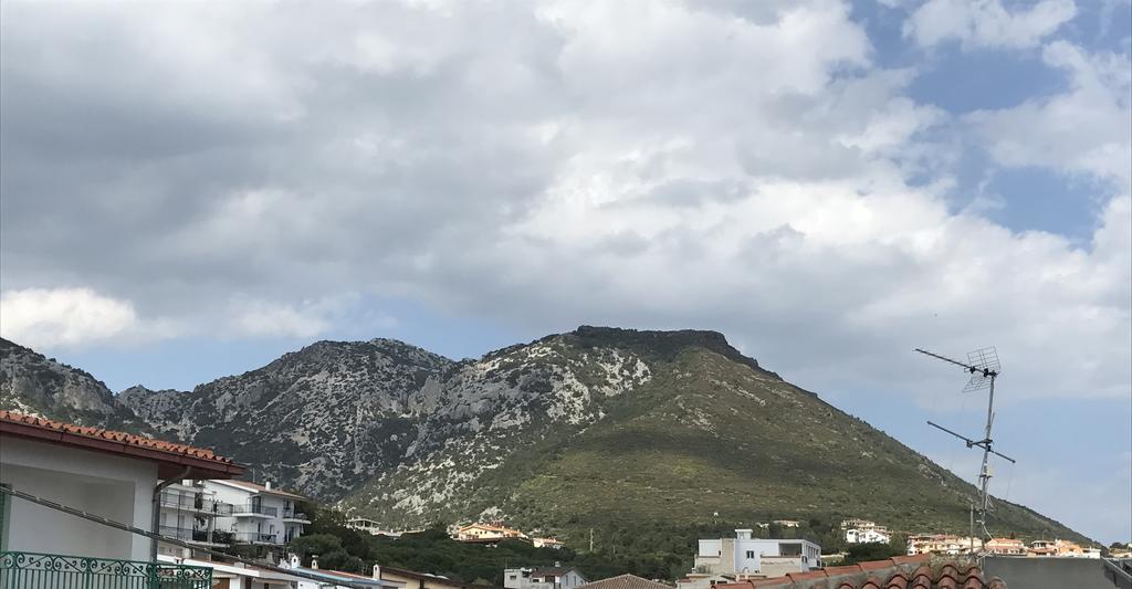 Casa Rosa Lägenhet Cala Gonone Exteriör bild
