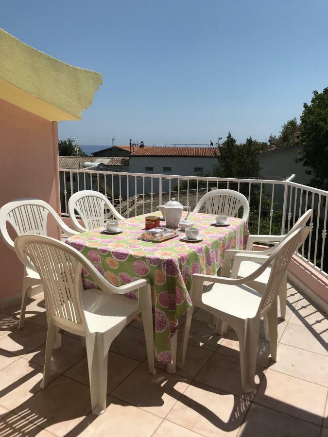 Casa Rosa Lägenhet Cala Gonone Exteriör bild